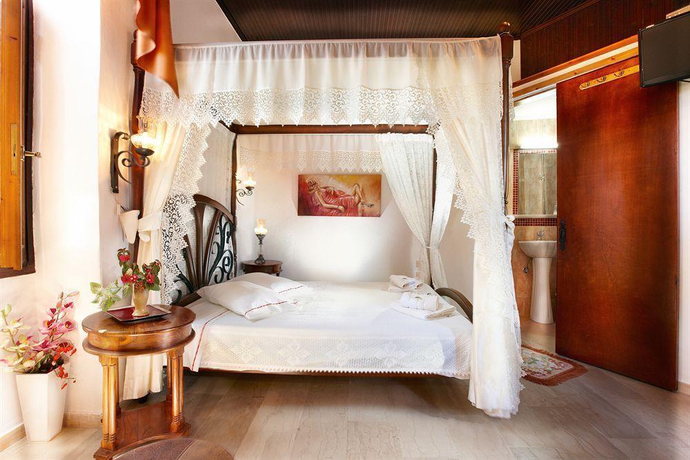 חאניה Archontiko Evgenia Studios & Suites Old Town Chania מראה חיצוני תמונה